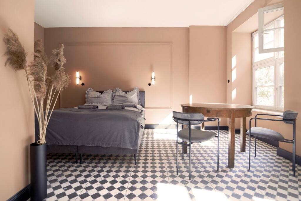 Elegant Apartment In The City Center Breslavia Esterno foto